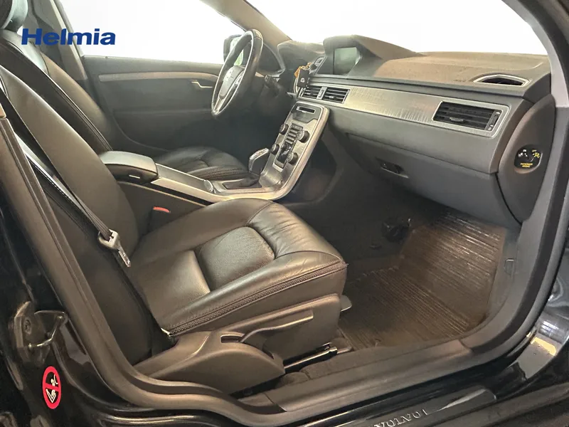 Bild 10 av 13 – Volvo XC70 D4 163 AWD Momentum DE