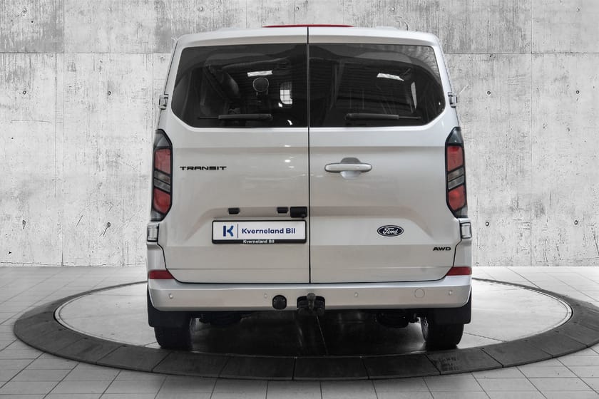 Bilde 4 av Ford Transit Custom 320 L1/170HK/AWD/Automat/Webasto/Takstativ