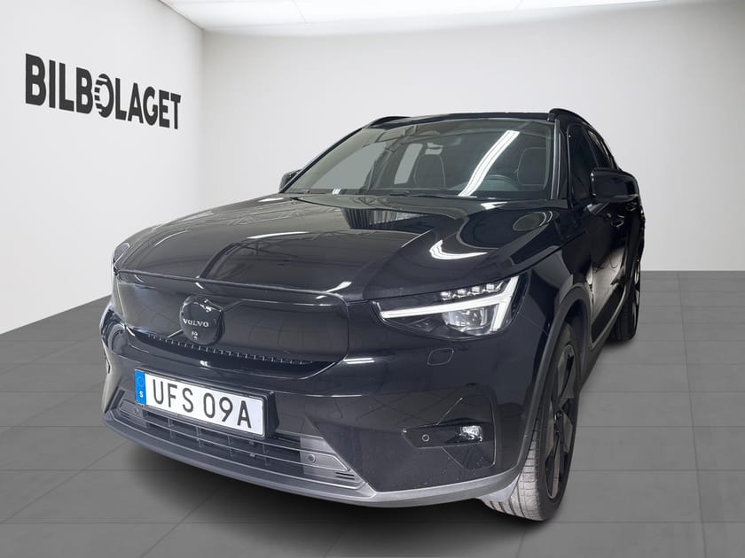 Bild 1 av Volvo EX40 Twin Motor Performance UltraBlackSE
