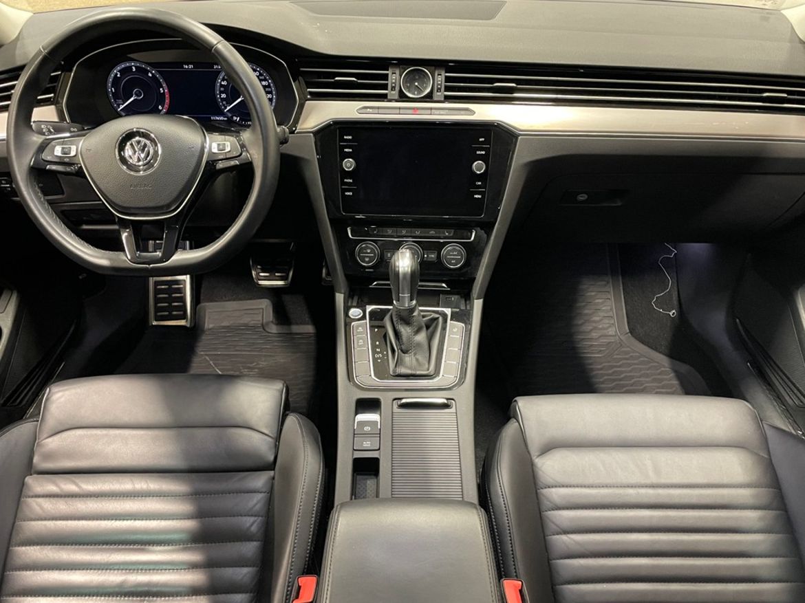 Volkswagen Passat 2019 - miniatyr 6