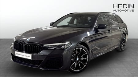BMW 520d xDrive Touring M sport / Dragkrok / Rattvärme