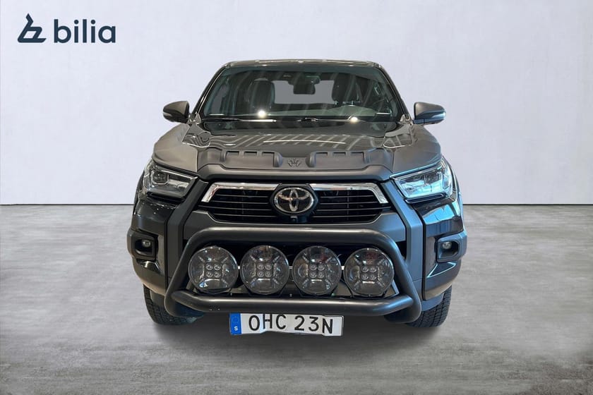 Bild 2 av Toyota Hilux Dubbelhytt D-CAB 2,8 TURBO D-4D, 4WD AUTOMAT INVINCIBLE