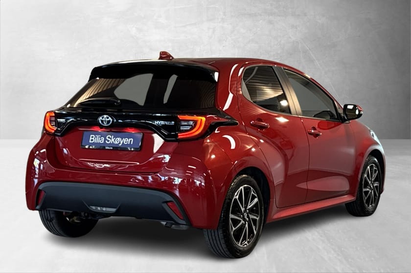 Bilde 4 av Toyota Yaris Hybrid Active Tech, Adp-Cruise, Rattvarme, Ryggekamera, Navi