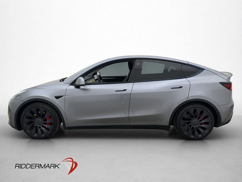 Bild 5 av Tesla Model Y Performance AWD Dragkrok AP Pano Värmare 360°