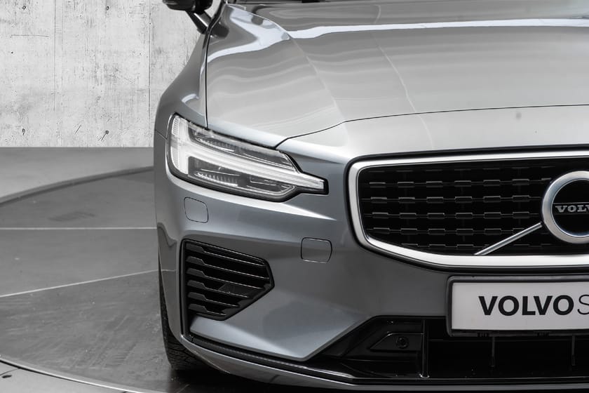 Bilde 3 av Volvo V60 T8 R-design Hengerfeste/Lyspakke/Ryggekamera