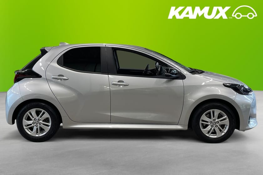 Bild 2 av Toyota Yaris Hybrid CVT Active  Kamera Rattvärm En ägare!