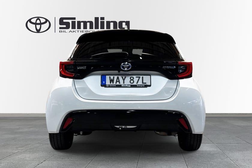 Bild 5 av Toyota Yaris Hybrid 1,5 Style / Vinterhjul