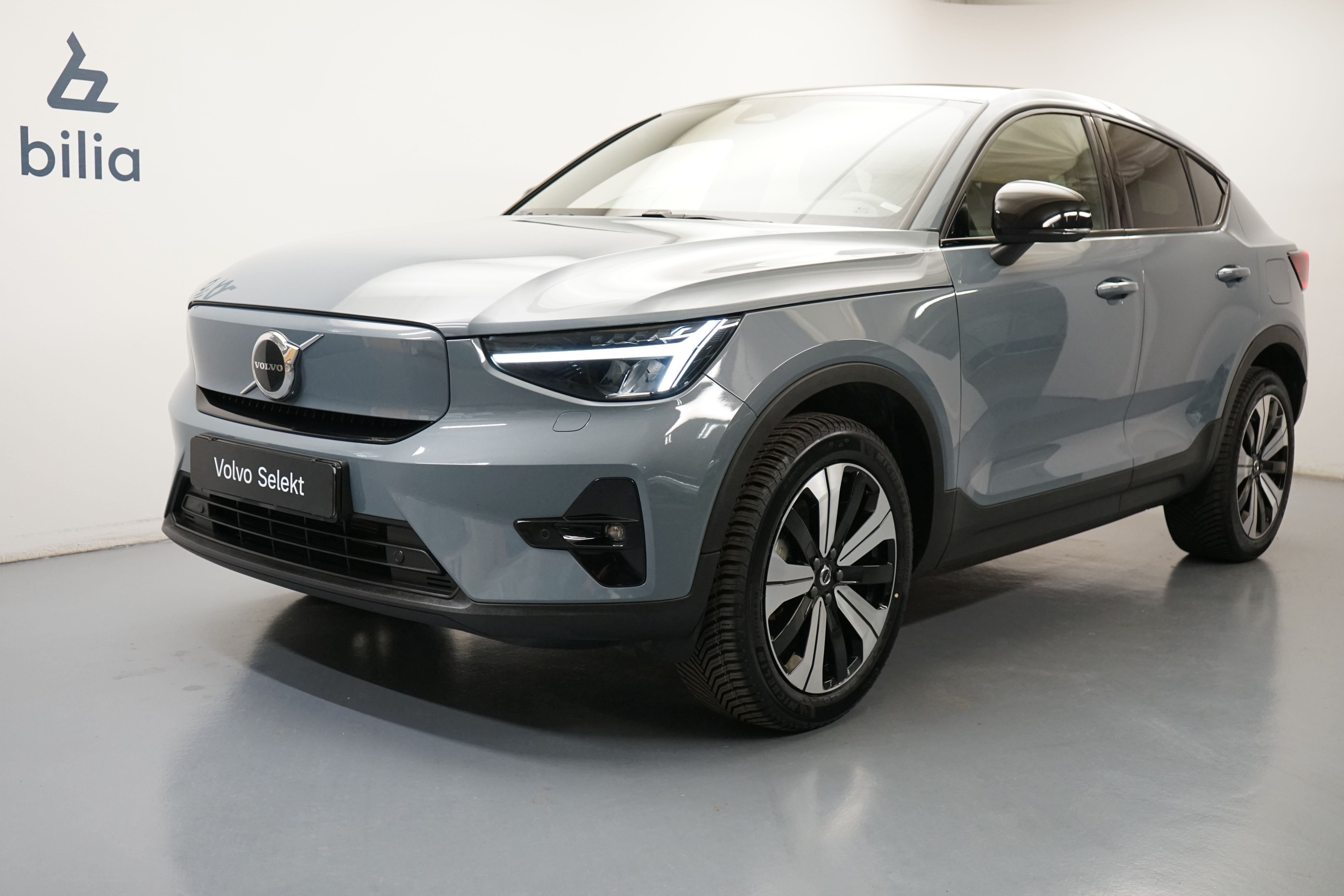 Volvo C40 231 л.с.