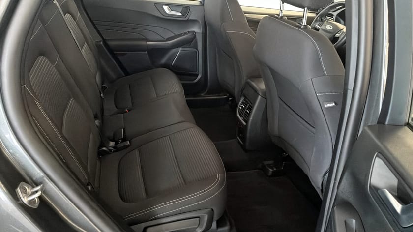 Bild 5 av Ford Kuga Plug-In Hybrid TITANIUM 2.5 FWD 225HK CVT