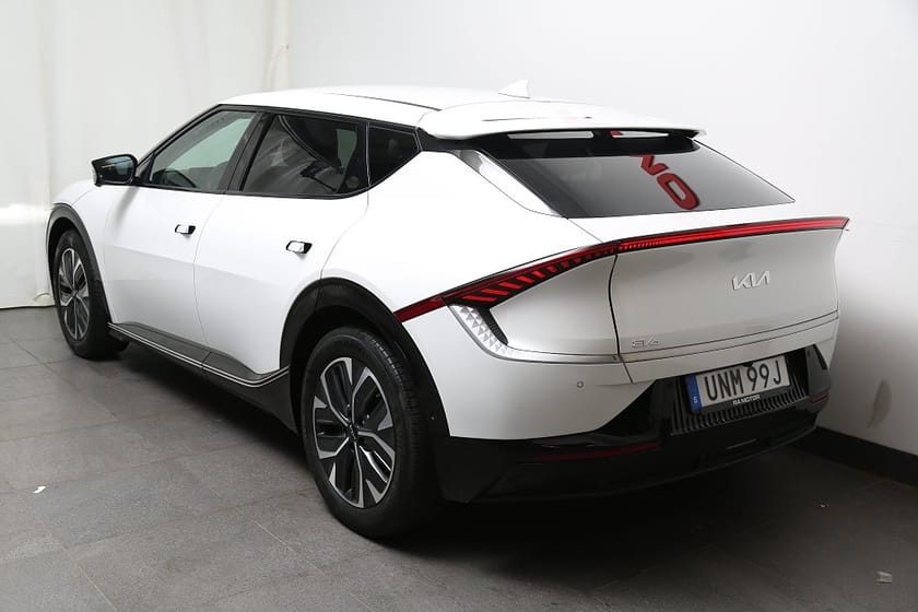 Bild 4 av Kia EV6 77.4 kWh 325hk PLUS AWD 360°-kamera Skinn Leasbar