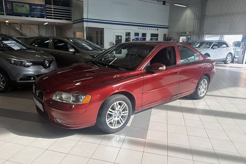 Bild 1 av Volvo S60 2.4 Automat Läder Xenon Lågmilare/SUPERDEAL 3,95%
