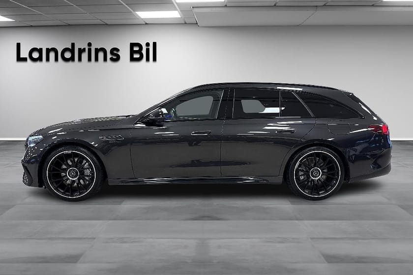 Bild 4 av Mercedes-Benz AMG E 53 HYBRID T 4MATIC+