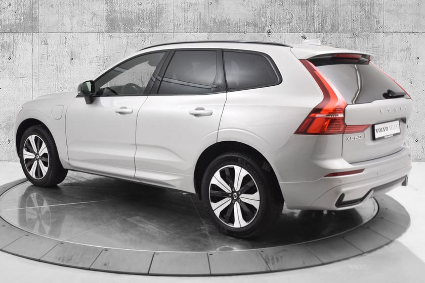 Bilde 2 av Volvo XC60 T6 Plus Dark/Krok/Panorama/R.Kam