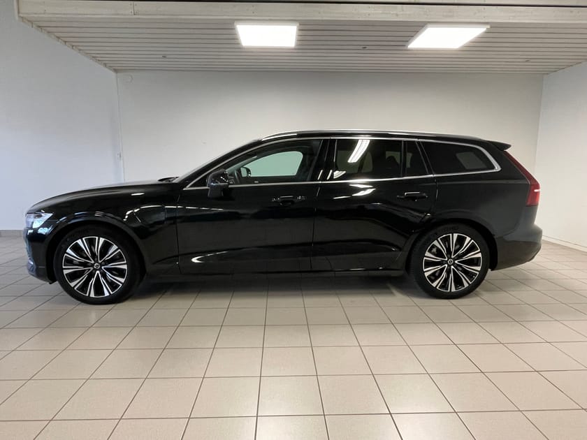 Bild 2 av Volvo V60 Recharge T6 II Core Edition