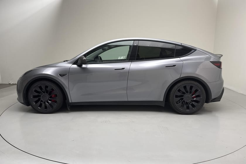 Bild 2 av Tesla Model Y Performance Dual Motor AWD