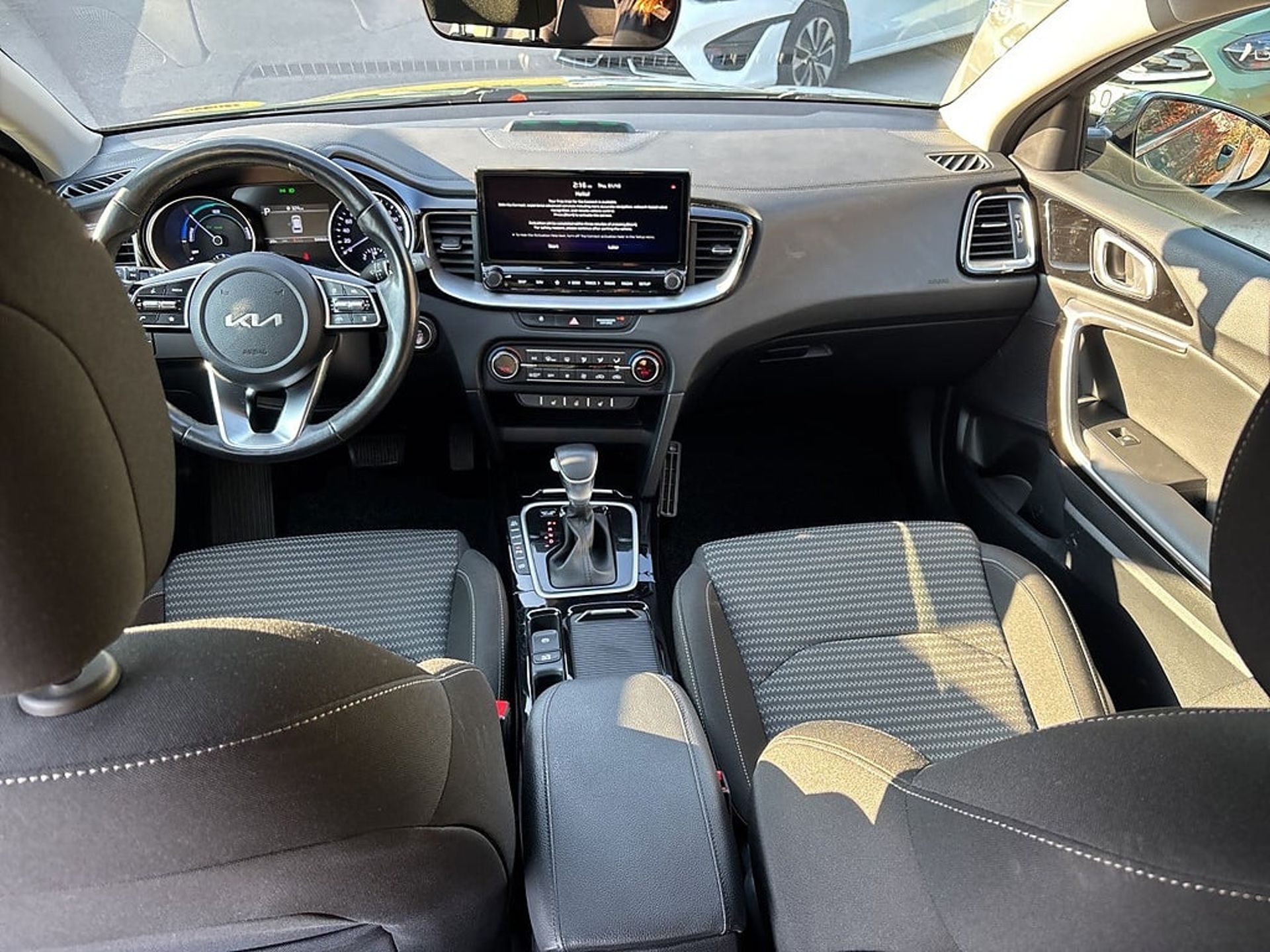Kia Ceed SW PLUG IN HYBRID DCT6 ACTION 2024, bild 7/10