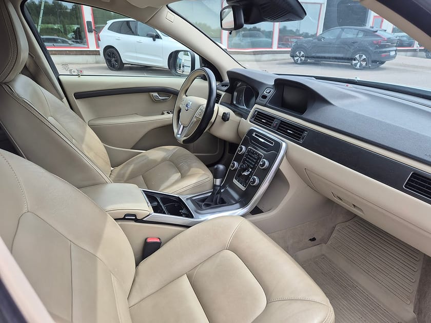 Bild 4 av Volvo XC70 AWD D4 181HK 4x4 Läder