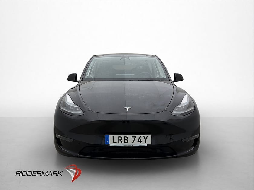 Bild 3 av Tesla Model Y Long Range AWD Pano Moms 1 Brukare AP Kamera
