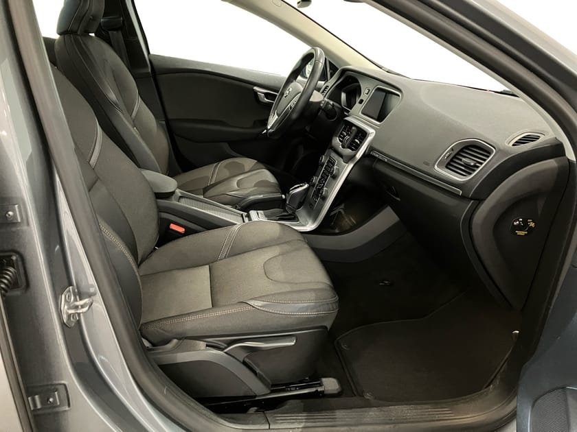 Bild 4 av Volvo V40 Cross Country T3 Adv Edition