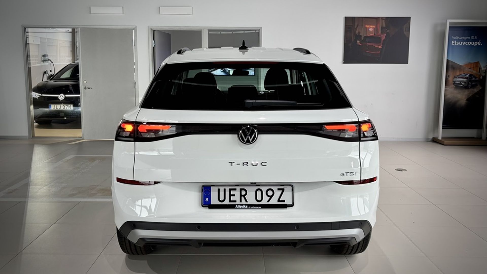 Volkswagen T-Roc 1.5 ETSI 150 HK DSG7 2026, photo 5/19