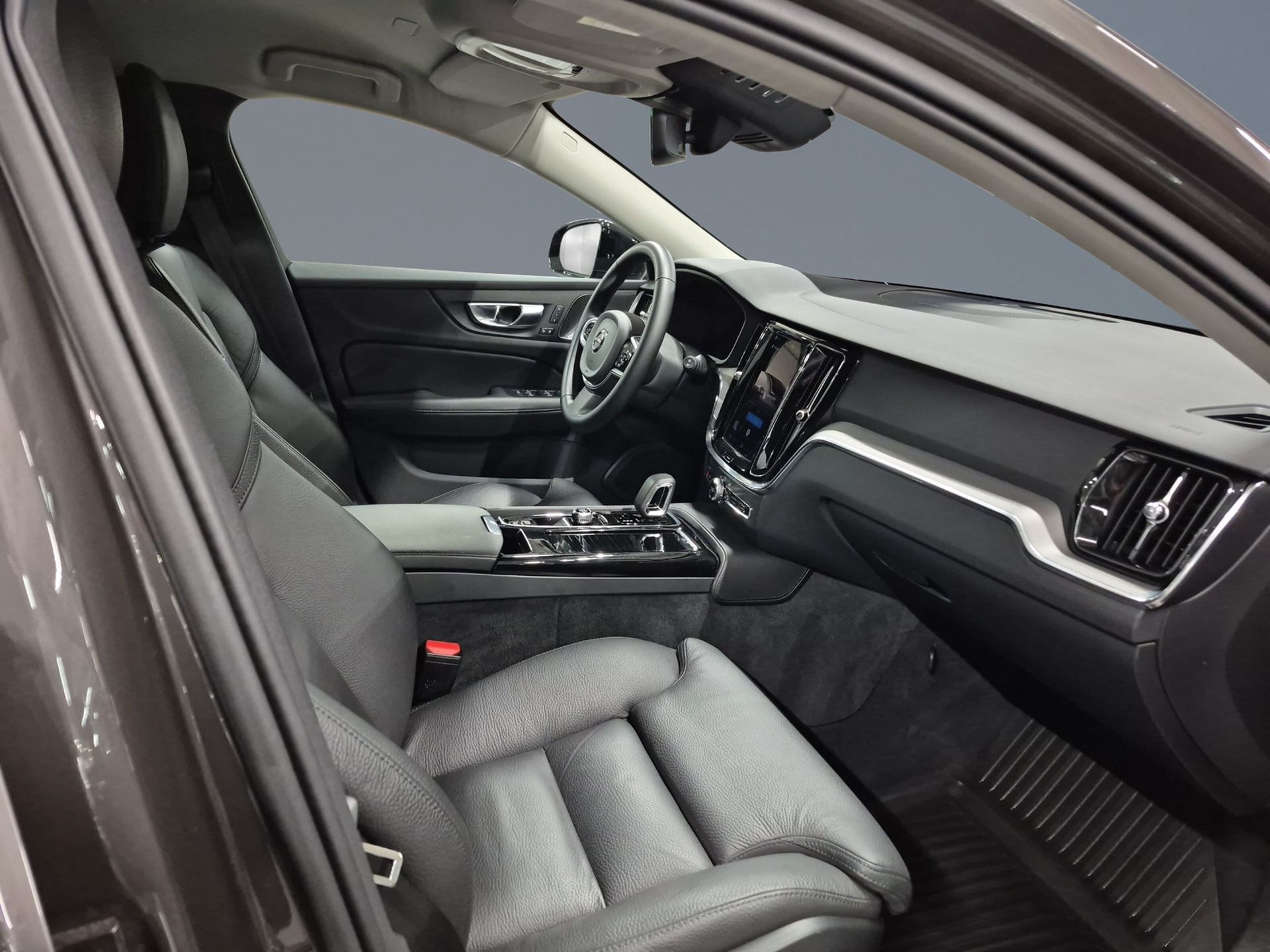 Volvo V60 T6 Plus Dark Nordic 2025, bild 7/10