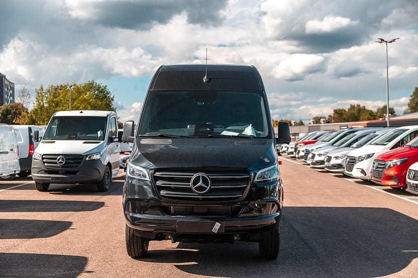 Bild 1 av Mercedes-Benz Sprinter 319 CDI 4x4 Panel Van Skåpbil 9G-Tronic Euro 6