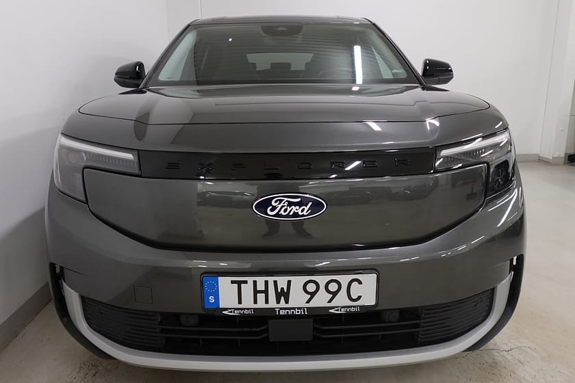 Bild 3 av Ford Explorer EV Extended Range RWD Long 77 kWh Drag P-Värme Adap-F
