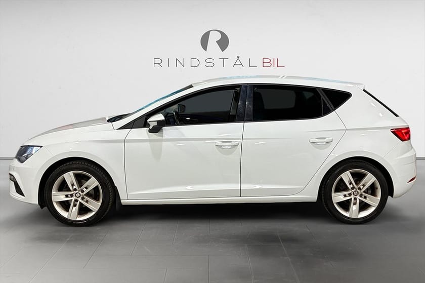 Bild 4 av SEAT Leon 1.0 TSI 115 HK FR COCKPIT PDC BEATS NYBES 9700MIL 17"
