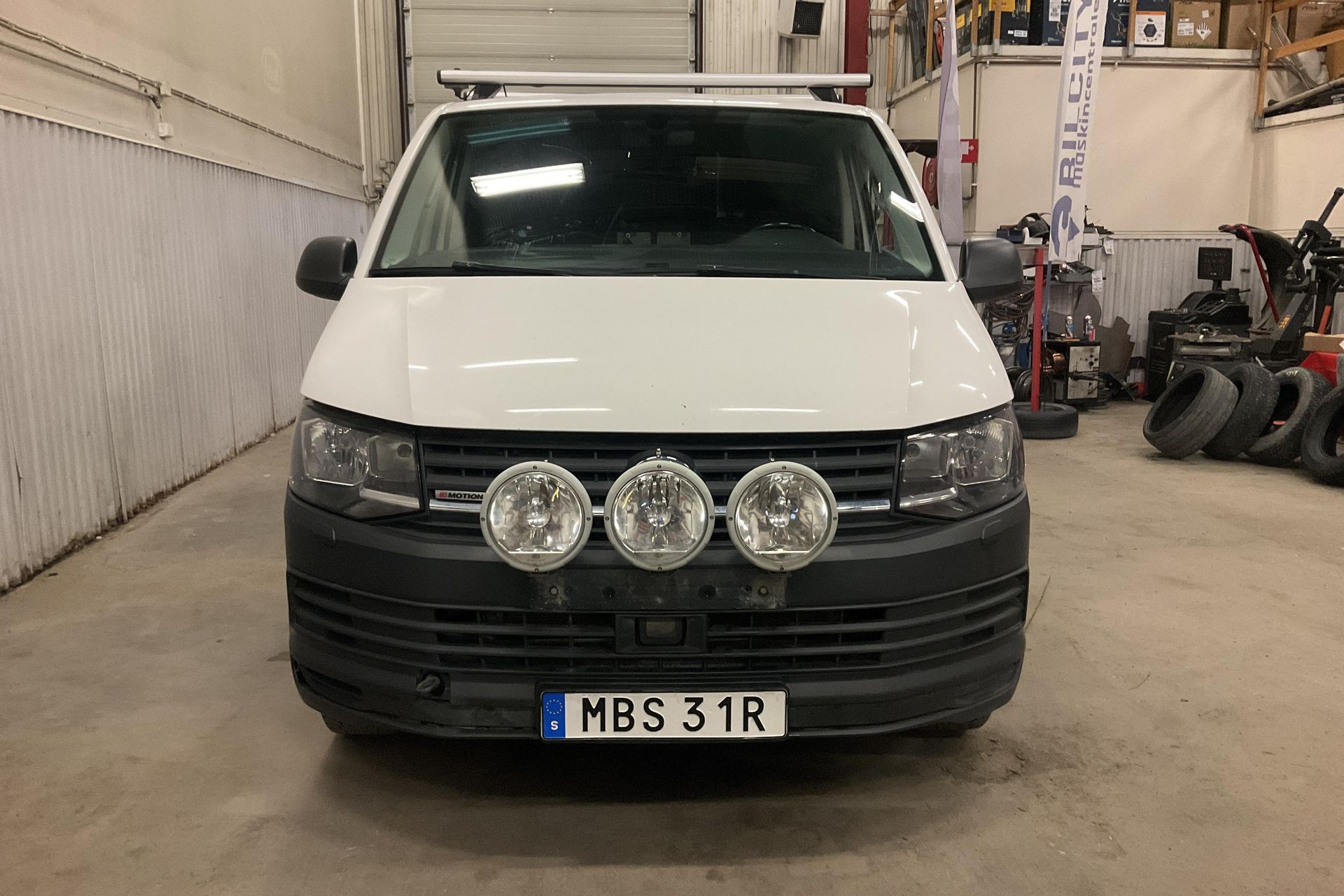 Volkswagen Transporter 2019, bild 6/10