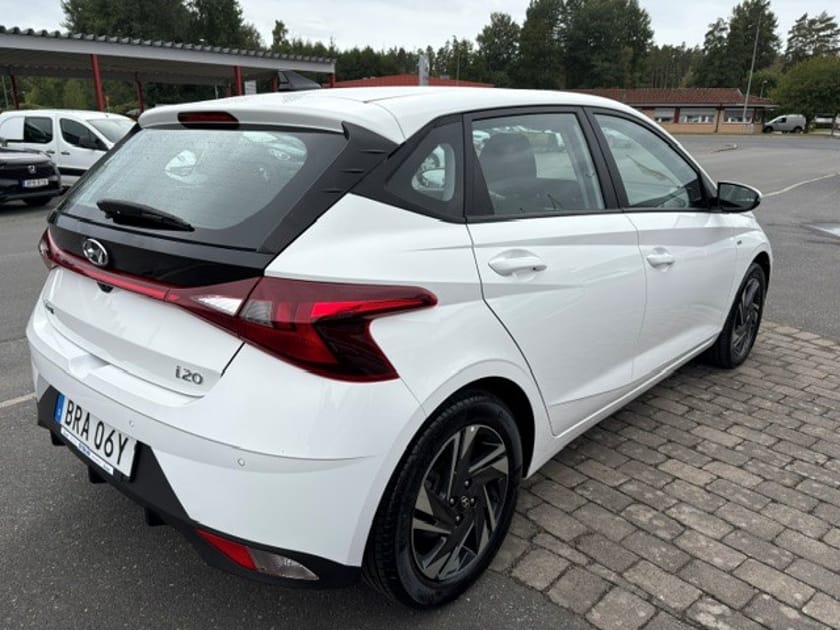 Bild 3 av Hyundai i20 – Essential, 2 ägare, endast 2700 mil