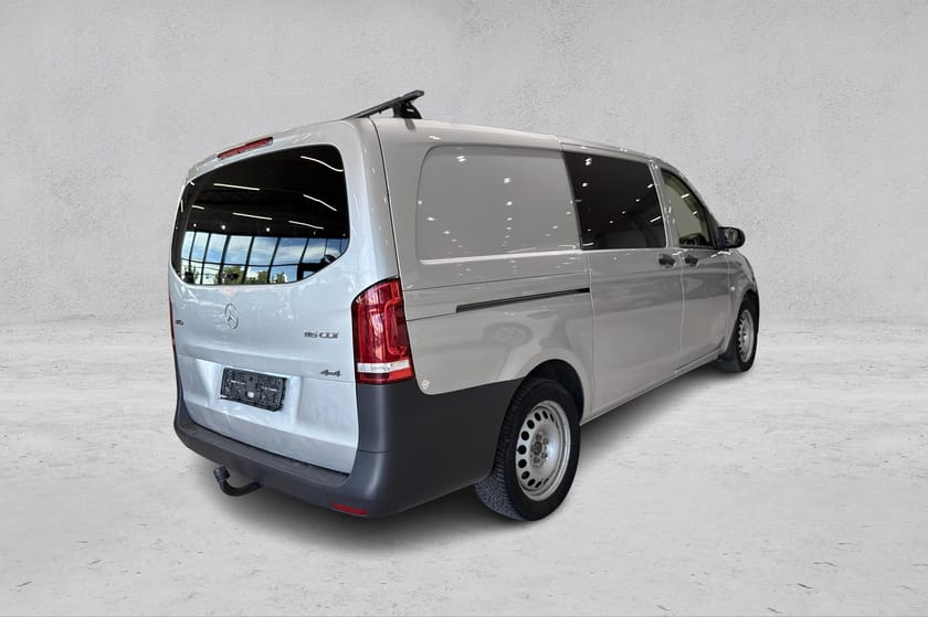 Bilde 5 av Mercedes-Benz Vito 116 CDI 4MATIC 2.8t A2 Komplett Pluss aut Auksjon! Les tekst!