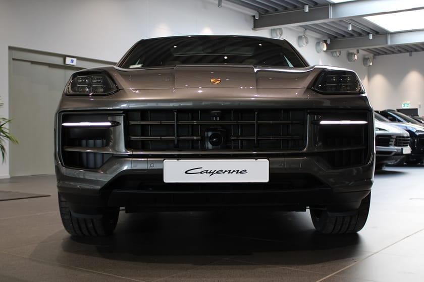 Bild 5 av Porsche Cayenne Coupé E-Hybrid BLACK EDITI