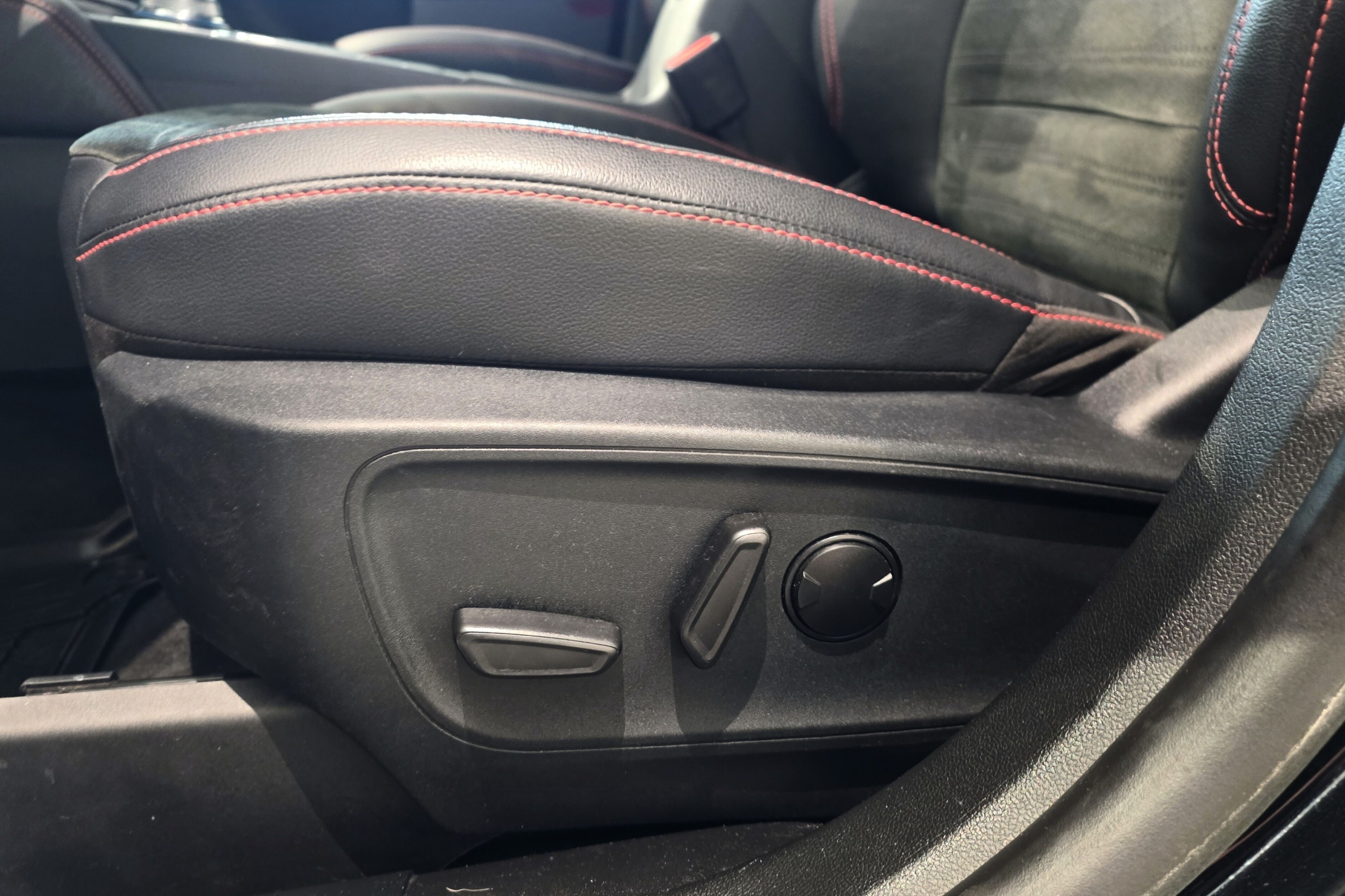 Ford Kuga Plug-In Hybrid bilde 20