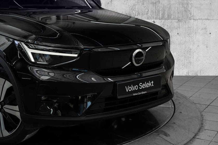 Bilde 2 av Volvo XC40 Recharge Twin motor El. Ultimate 408Hk. Velutstyrt!