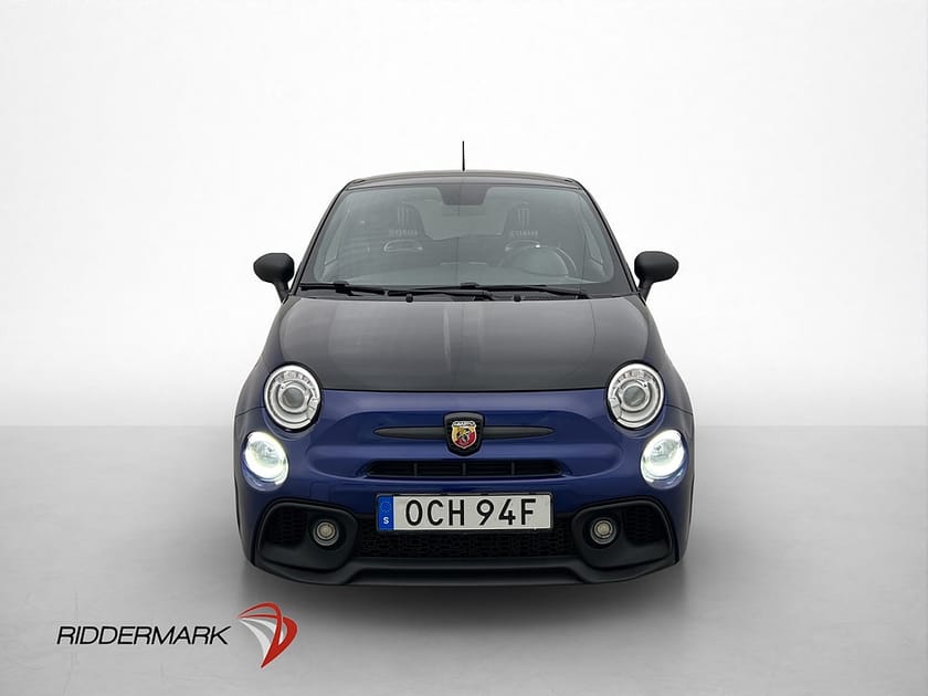 Bild 2 av Abarth 595 165hk Yamaha Monster BEATS Skalstolar CarPlay