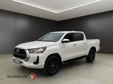 Toyota Hilux Dubbelhytt Hero 2.4 AWD M/K-Värmare Drag Kamera Diff Moms