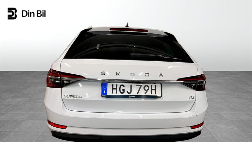 Bild 5 av Škoda Superb iV Kombi STYLE TSI218hk Hybrid Drag
