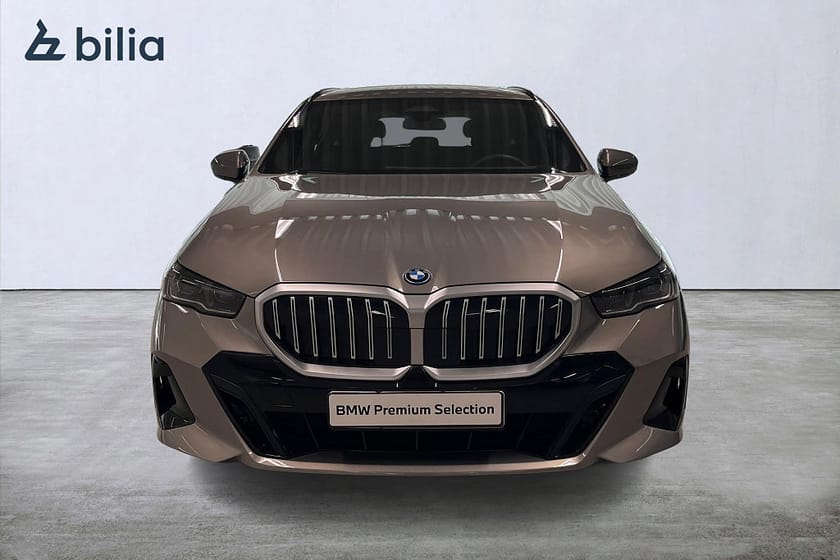 Bild 5 av BMW 530e xDrive Touring M-sport | Drag | H&K | Aktiv farth.