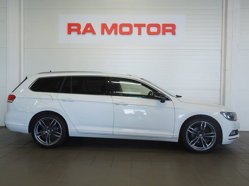 Bild 4 av Volkswagen Passat Sportscombi 2.0 TDI 150hk D-Värmare Drag Kamera