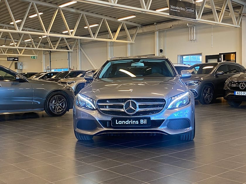 Bild 2 av Mercedes-Benz C 220 T d BlueTEC 7G-Tronic Plus Avantgarde Euro 6