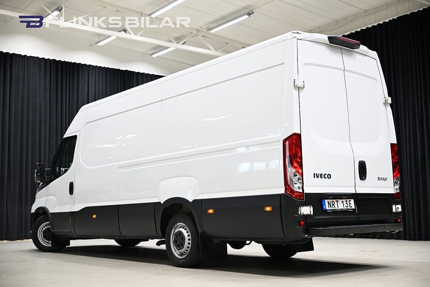 Bild 3 av Iveco Daily 35-140 Van 136HK Automat|Extralång|3.5Ton-Dragvikt|Lågmil