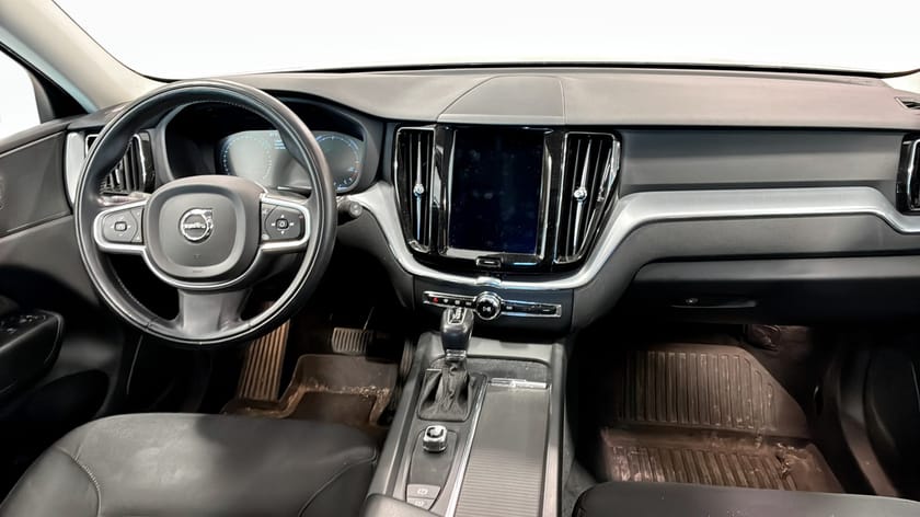 Bild 4 av Volvo XC60 D4 AWD momentum | PARKERINGSVÄRMARE | NYSERVAD