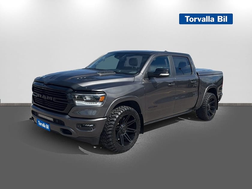 Bild 1 av RAM 1500 Crew Cab 5.7 V8 HEMI 4x4 Laramie Night Edition