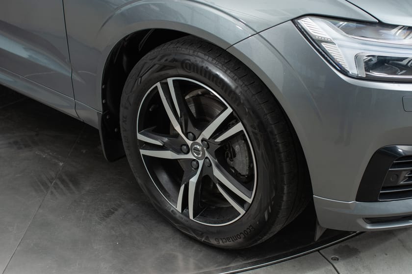 Bilde 2 av Volvo XC60 R-Design-Sportslig SUV m/lav kilometerstand