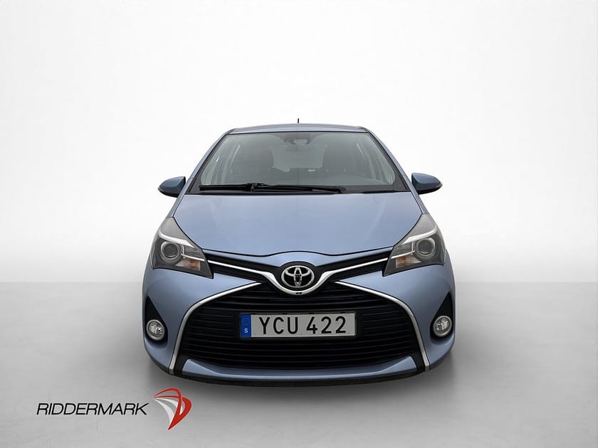 Bild 2 av Toyota Yaris 99hk Active Kamera Farthållare Lane-Assist