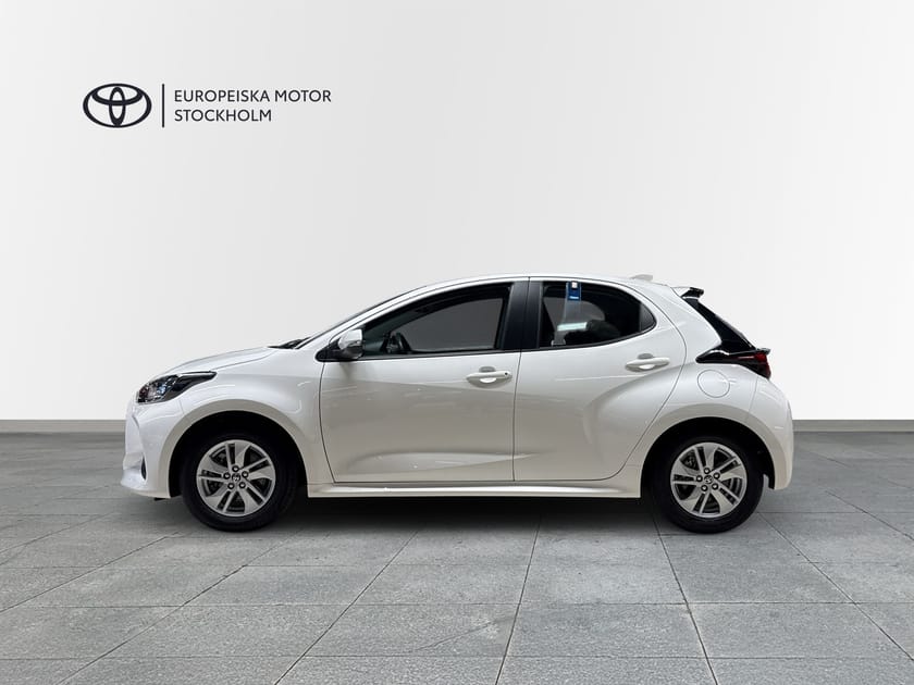 Bild 4 av Toyota Yaris Hybrid 1,5 5D ACTIVE KOMFORT /V-Hjul/1460mil