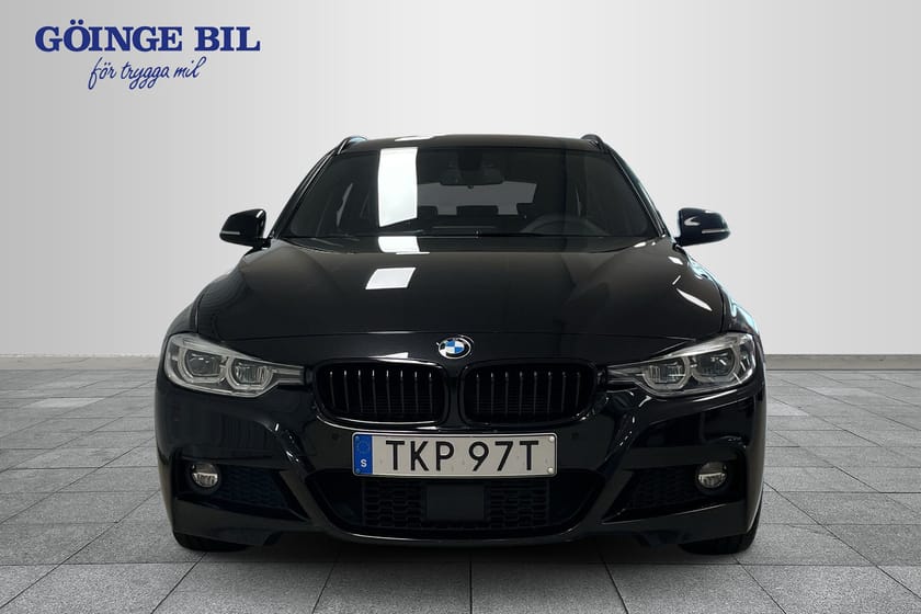 Bild 3 av BMW 320d xDrive Touring Aut M-Sport/ Navigation/ El-Baklucka/ Skinn klädsel