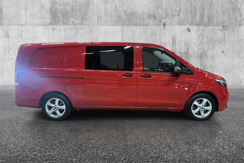 Bilde 4 av Mercedes-Benz Vito 119 CDI 4x4 3.0t 190hk A3//Webasto//Dobbeltgulv//