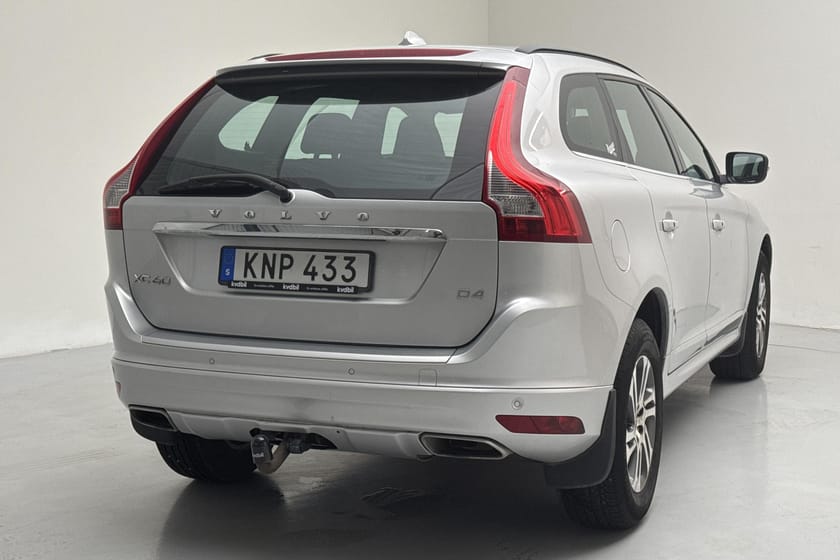 Bild 3 av Volvo XC60 D4 2WD (181hk) Momentum BE PRO Pano