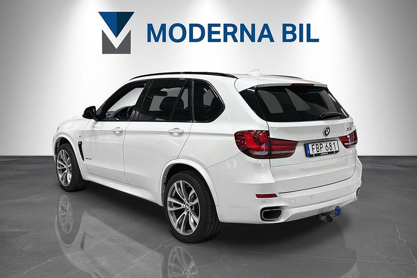 Bild 4 av BMW X5 xDrive40d M Sport 313hk HuD Drag Pano HK Värm SoftClose